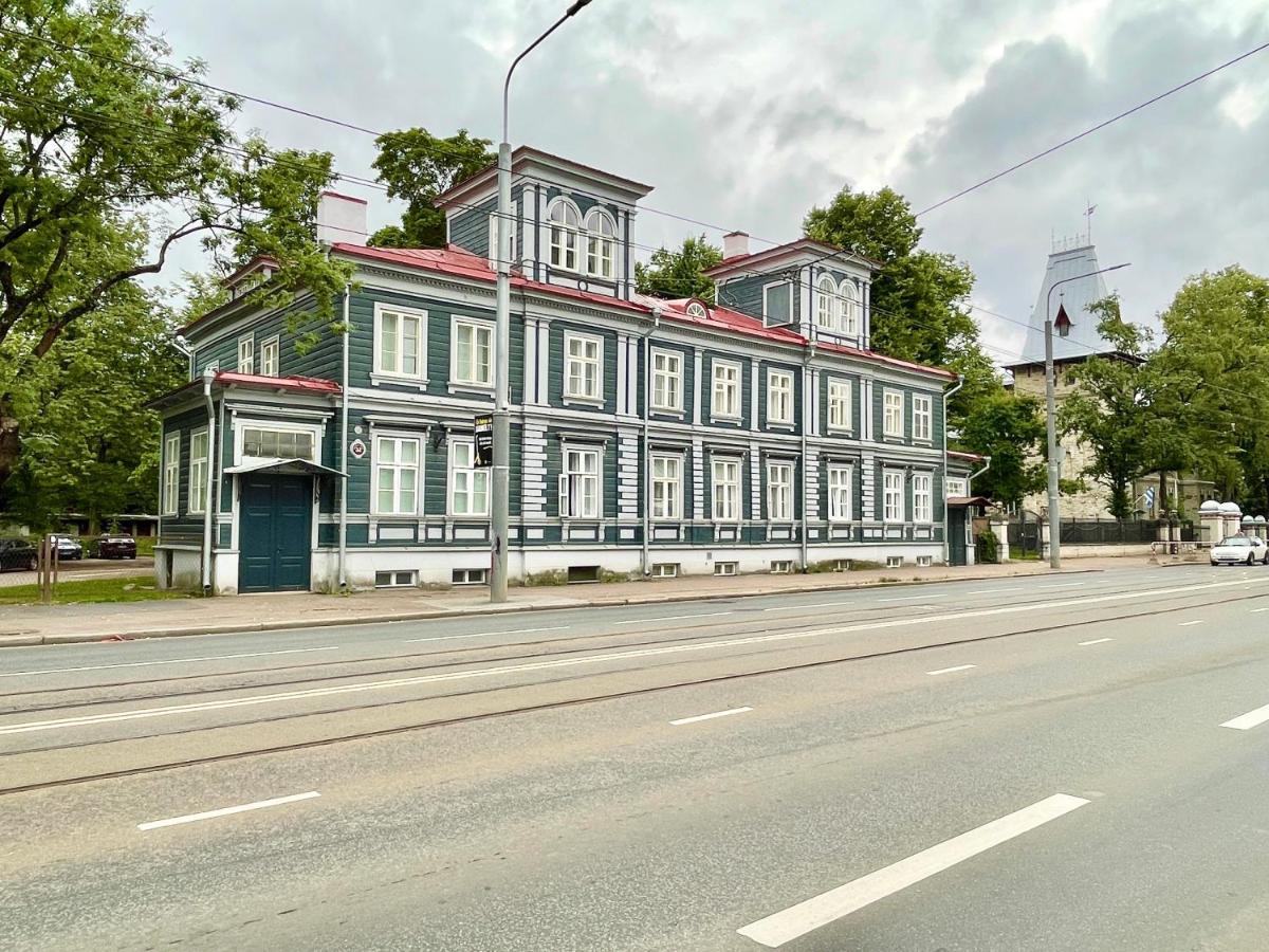 Cosy Studio In Historical Building. City Center Appartement Tallinn Buitenkant foto
